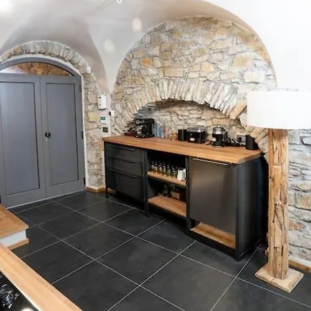 Industrial Chalet Cipressa