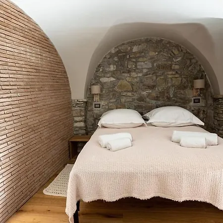 Industrial Chalet * Cipressa